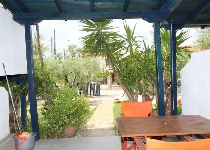 Apartment Olive House Elia Nikitis