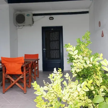 Olive House Elia Nikitis