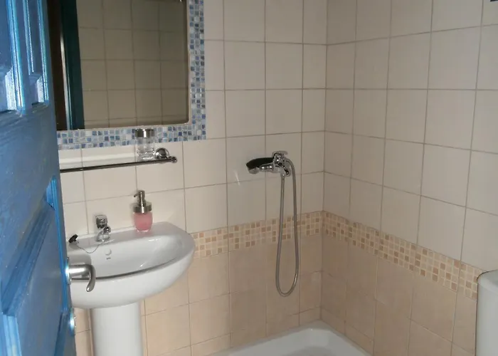 Olive House * Elia Nikitis